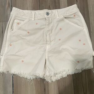 American Eagle Cream Color Shorts With Embroidered Flowers